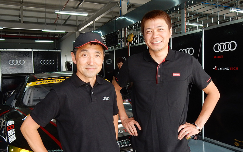 SUPER GT チームファッションをチェック！ 第20回　No.86 Audi Team Racing Techの画像
