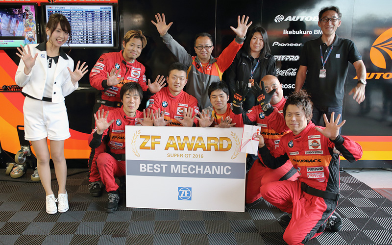 2016年第2戦富士ラウンドの“ZF Award”は、GT300クラス No.55 AUTOBACS RACING TEAM AGURIが受賞の画像