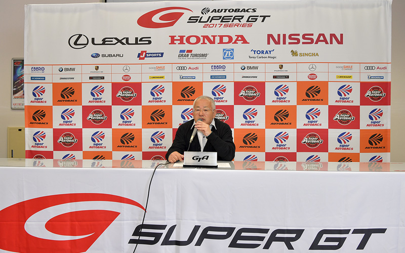 【GTA定例会見】坂東代表が今季のGT500車両やGT300新型車などの質問に答えるの画像