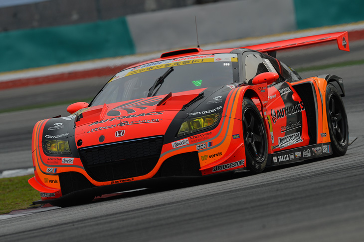 Rd.3 決勝GT300：CR-Z同士の激闘！ARTA CR-Z GTがMUGEN CR-Z GTを振り切り優勝の画像