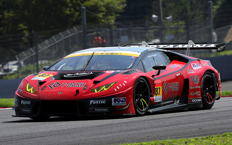 Strategy based on fuel efficiency brings come-from-behind GT300 class win for T-DASH Lamborghini GT3!の画像