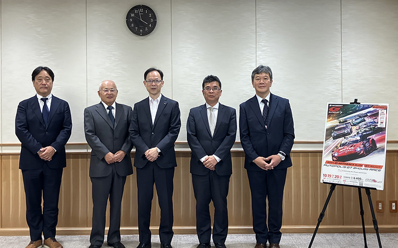 オートポリス大会を前にGTA坂東代表が大分県の佐藤知事を表敬訪問の画像