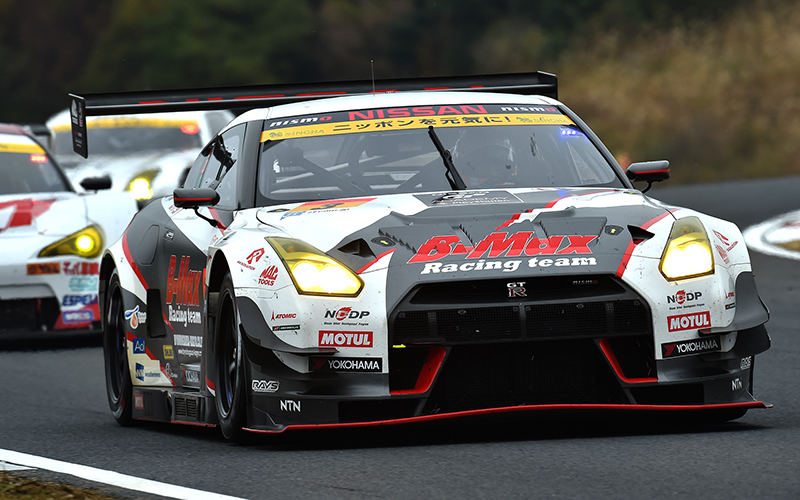 B-MAX NDDP GT-R comes from 8th position on the grid to take a big turnaround win in GT300 race! GAINER TANAX GT-R finishes 2nd to clinch the season titlesの画像
