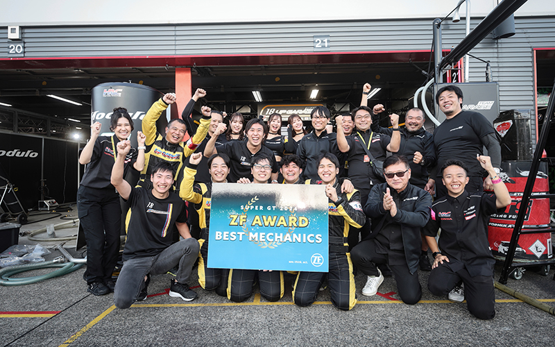 2024年第8戦の“ZF Award”は、GT300クラス No.18 TEAM UPGARAGEが受賞の画像