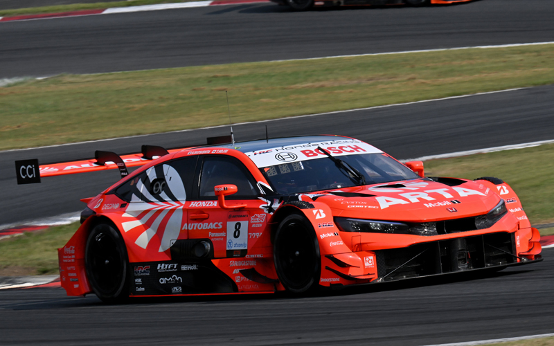 Rd. 4 Race Flash Report: Double Wins from Pole Position! The ARTA MUGEN CIVIC TYPE R-GT #8 gets a first win for the CIVIC car, and in GT300 the LEON PYRAMID AMG scores a perfect winの画像