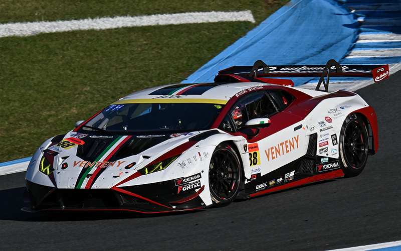 Rd.8 決勝GT300：予選17位から猛追撃！VENTENY Lamborghini GT3が大逆転で今季3勝目を決めるの画像