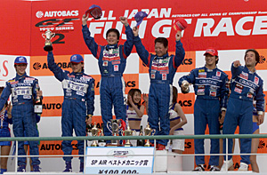 Podium GT500