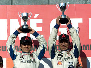 GT300 WINNER