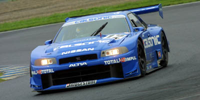 12 CALSONIC SKYLINE