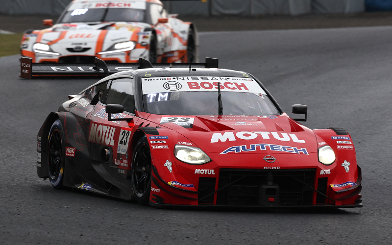 Rd. 1 Race GT500: Overcoming the rough weather, MOTUL AUTECH Z Wins from Pole Position