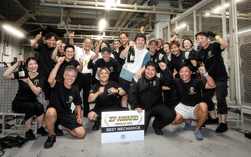 2023年第5戦の“ZF Award”は、GT300クラス No.87 JLOCが受賞
