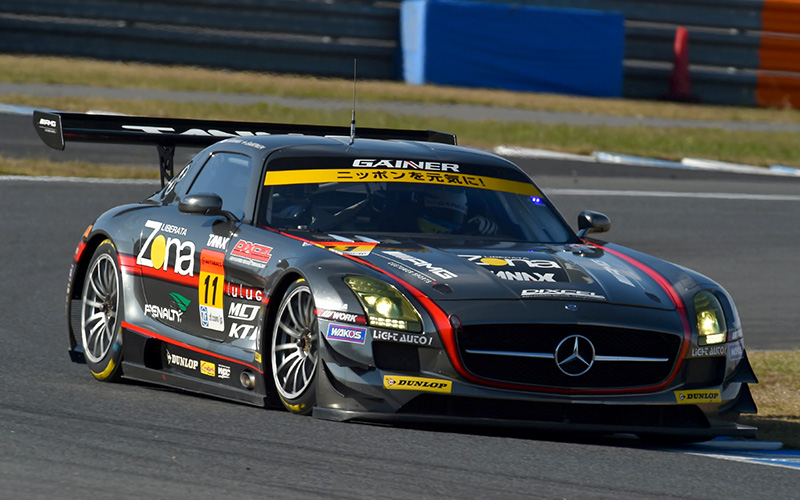 GT300 class sees GAINER DIXEL SLS runs from pole to win! GOODSMILE HATSUNE MIKU Z4 takes season title with 3rd-place finish