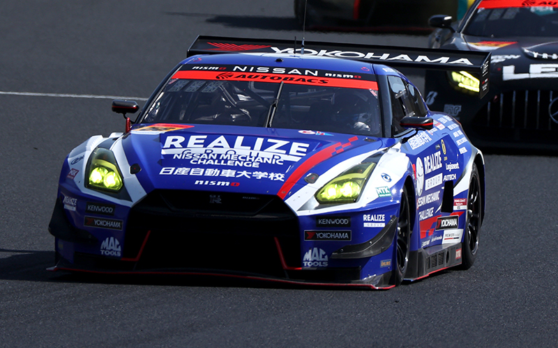 Rd. 1 Race GT300: Hotly contested battle for the lead by four rivals from last year’s title race! REALIZE NISSAN AUTOMOBILE TECHNICAL COLLEGE GT-R holds out for the win