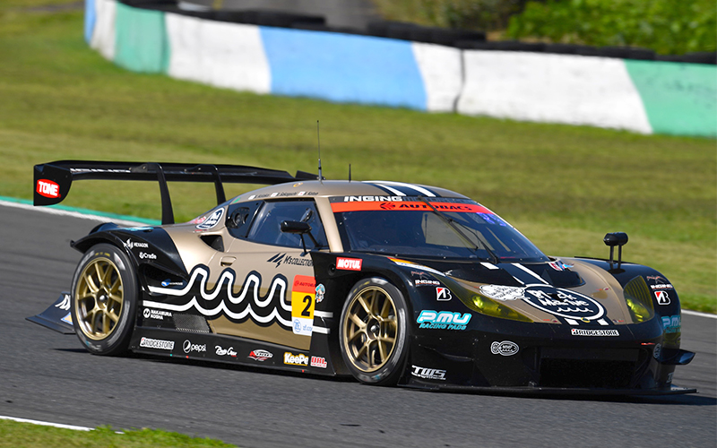 Rd. 4 Race GT300: A strategy of delaying the pit stop works perfectly for come-from-behind win! No. 2 muta Racing Lotus MC gets first win under its new team organization