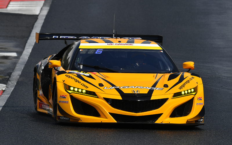 Rd.1 決勝GT300：UPGARAGE NSX GT3が状況変化を読み切って5年ぶりの勝利！ルーキー小出がデビューウイン