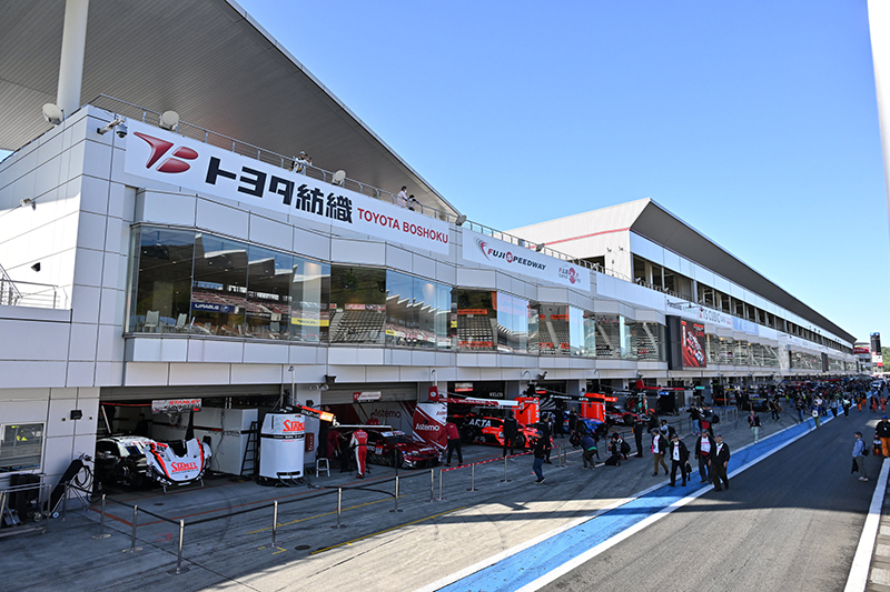 【第2戦 富士：予選日】Photo Report：オープンピット